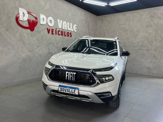 FIAT TORO 2.2 TURBO DIESEL VOLCANO 4WD AT9